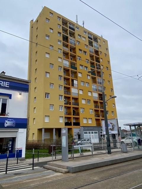 Vente - Appartement - 4 pièces à Reims