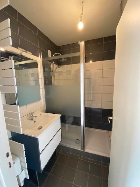 Location - Appartement -  3 pièce(s) -  54 m² à Reims - image 1