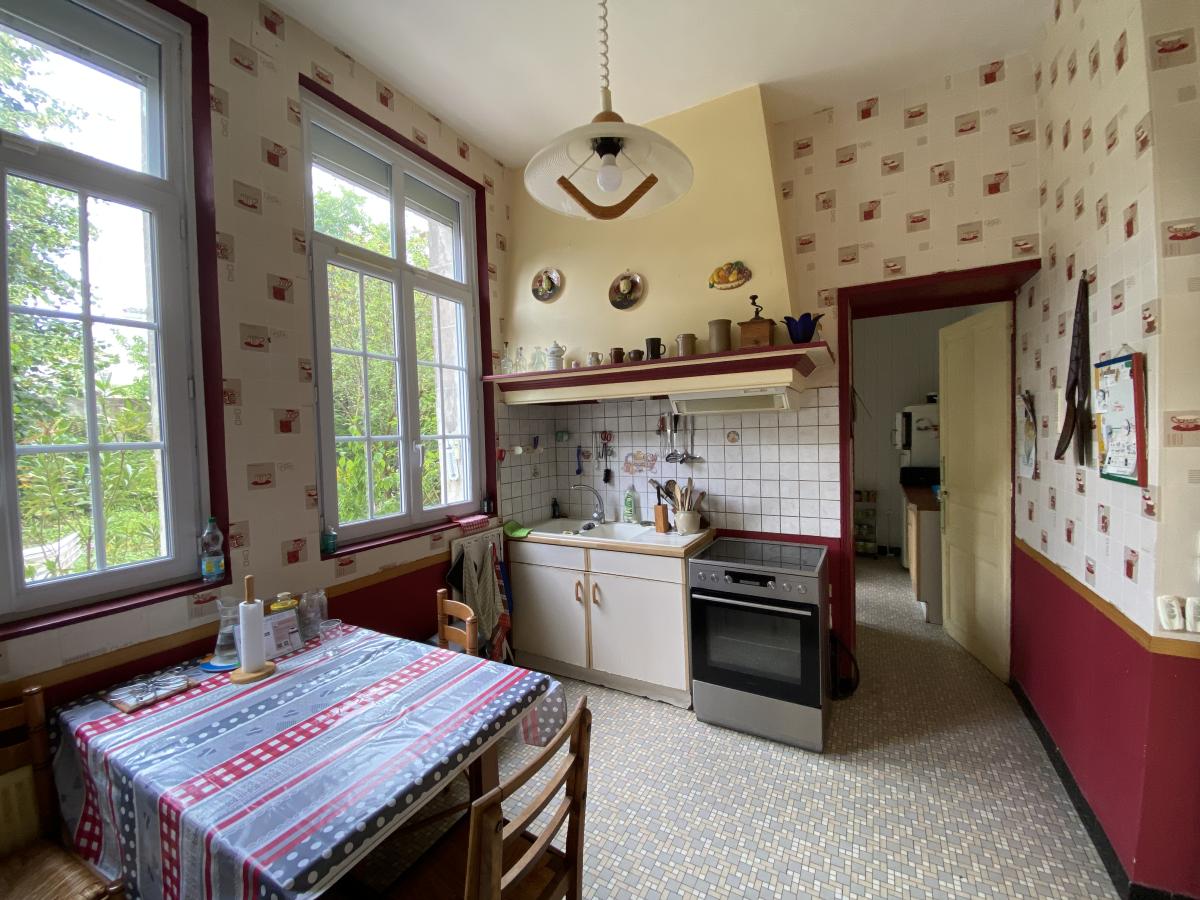 Vente - Maison -  9 pièce(s) -  211 m² à Reims - image 1