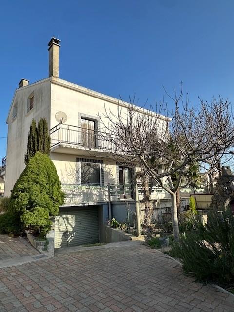 Vente - Maison - 9 pièces à Reims