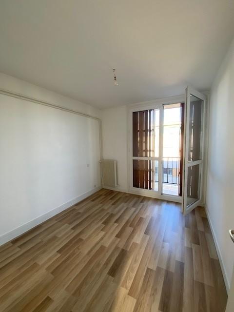 Location - Appartement -  3 pièce(s) -  54 m² à Reims - image 1