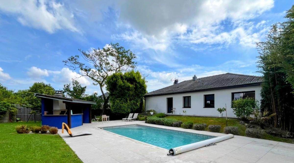 Vente - Maison -  8 pièce(s) -  185 m² à Saint-Étienne-sur-Suippe - image 1