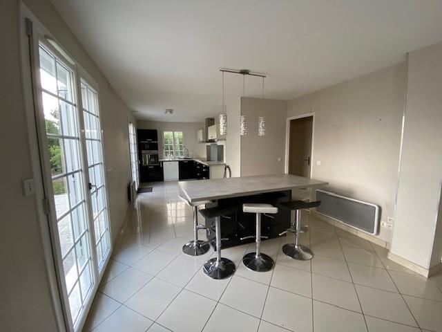 Vente - Maison -  6 pièce(s) -  153 m² à Ormes - image 1