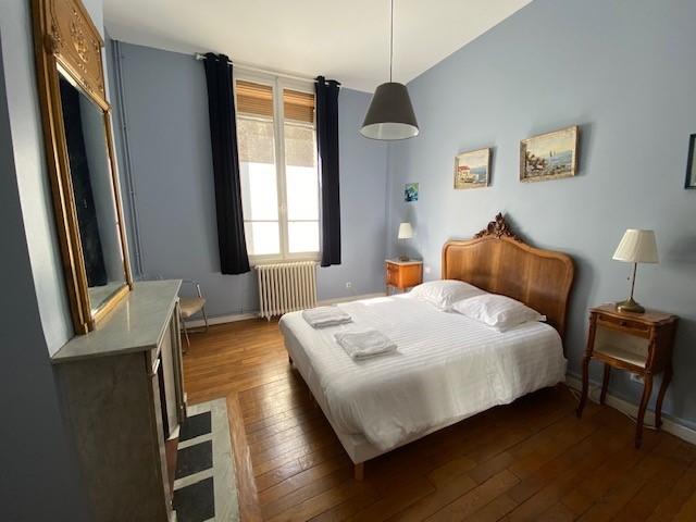 Vente - Appartement -  5 pièce(s) -  100 m² à Reims - image 1
