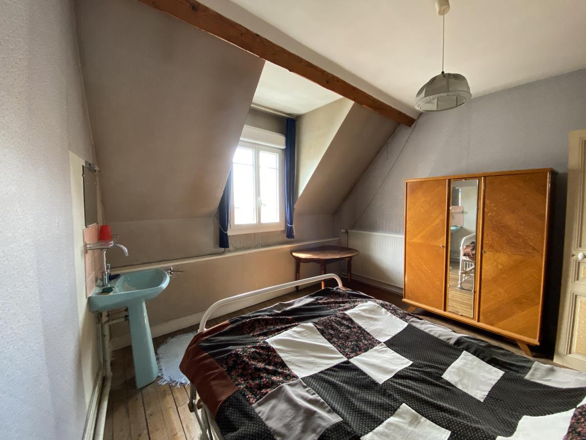 Vente - Maison -  9 pièce(s) -  211 m² à Reims - image 1