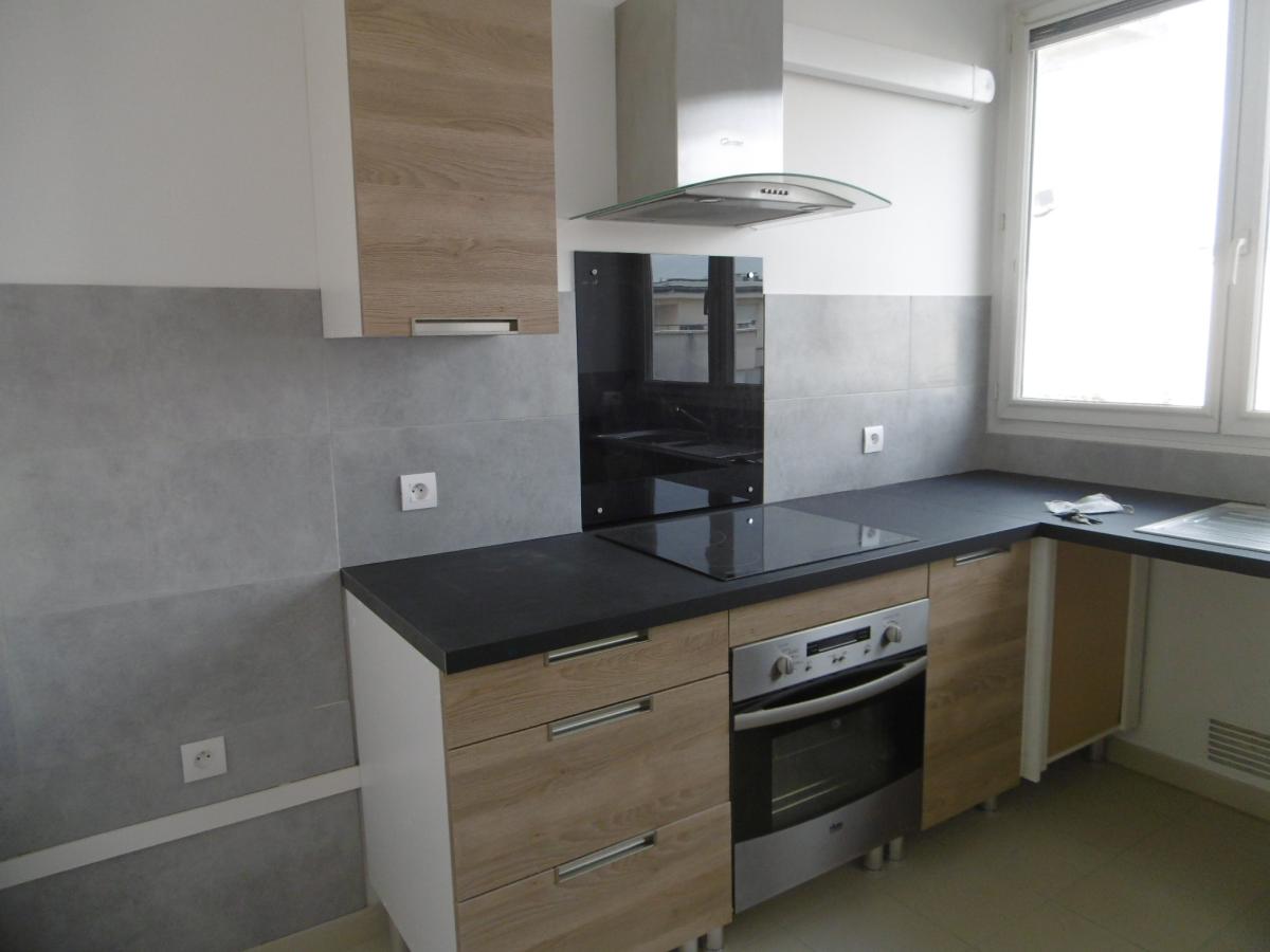 Location - Appartement -  3 pièce(s) -  54 m² à Reims - image 1