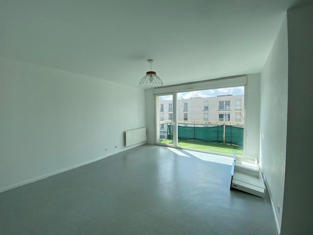 Location - Appartement -  5 pièce(s) -  102 m² à Reims - image 1