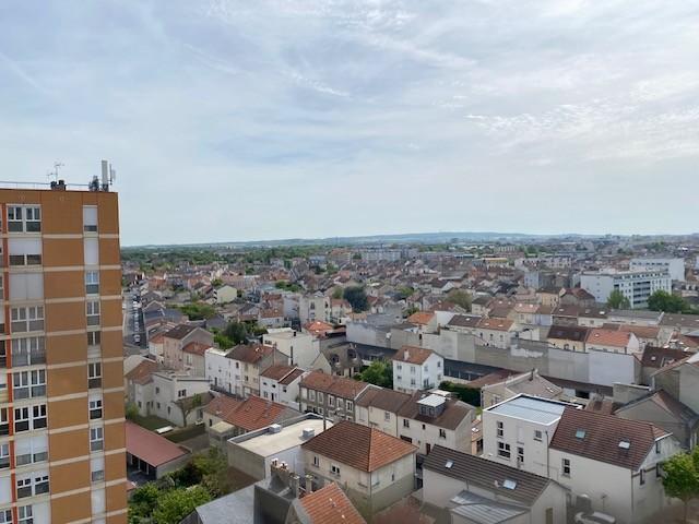 Vente - Appartement -  4 pièce(s) -  69 m² à Reims - image 1