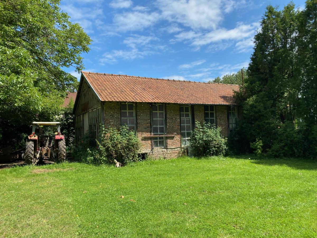 Vente - Maison -  15 pièce(s) -  479 m² à Mouriez - image 1