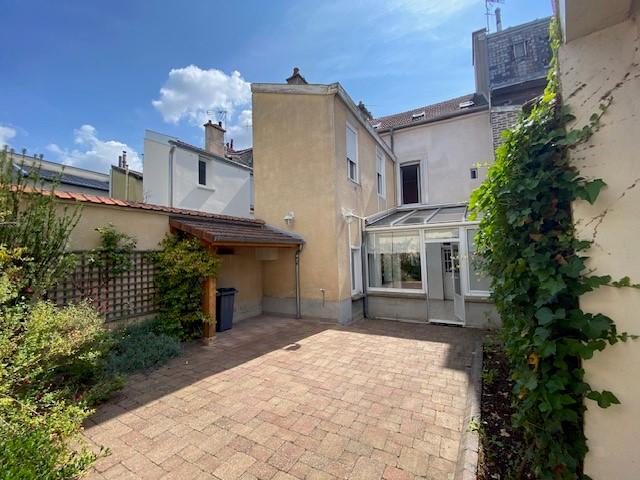 Vente - Maison - 8 pièces à Reims