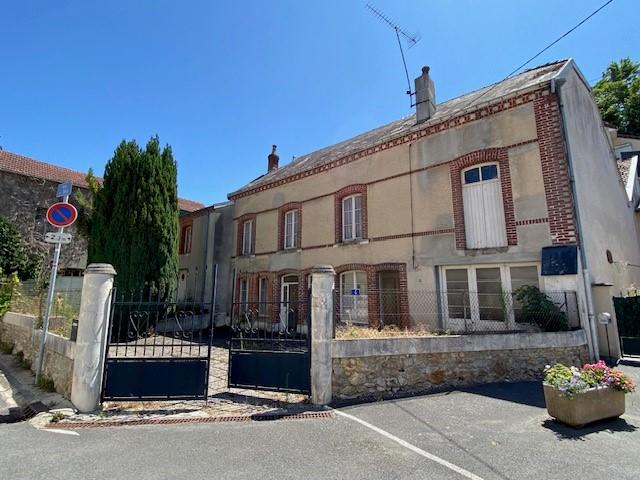 Vente - Maison - 8 pièces à Rilly-la-Montagne